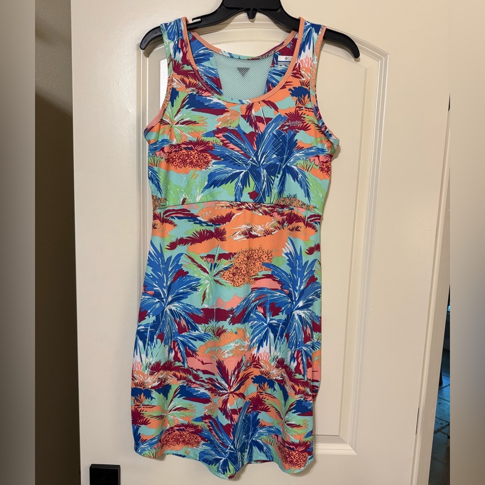 NWT Ladies Size M Columbia Vibrant Floral Swim cover Dress